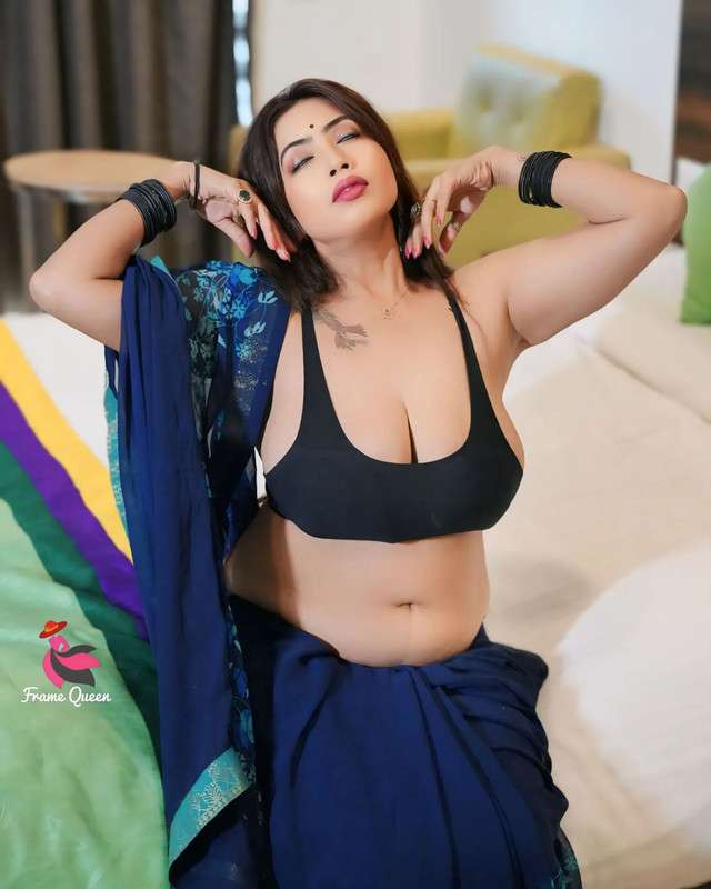 Moumita Aka Solo Video (2024) Hindi Uncut Short Film 720p HDRip 100MB Download